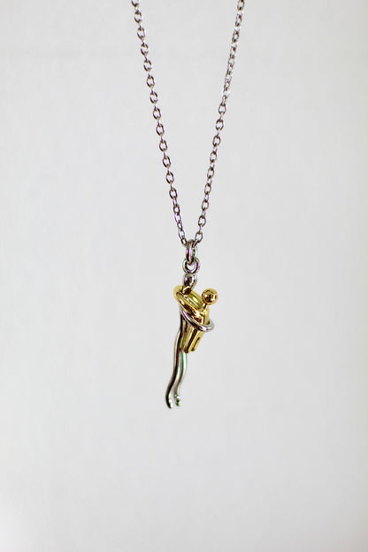MOMMY NECKLACE