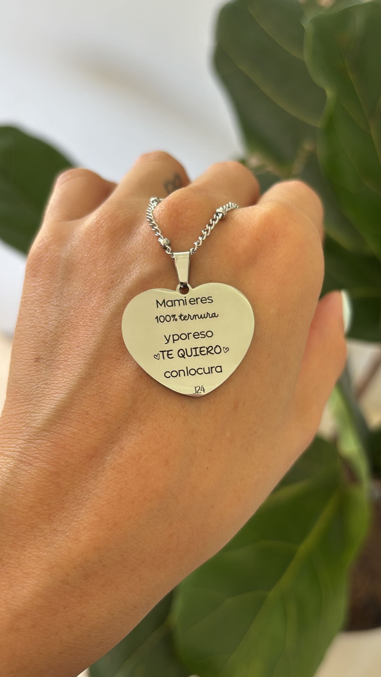 COLLAR CORAZÓN