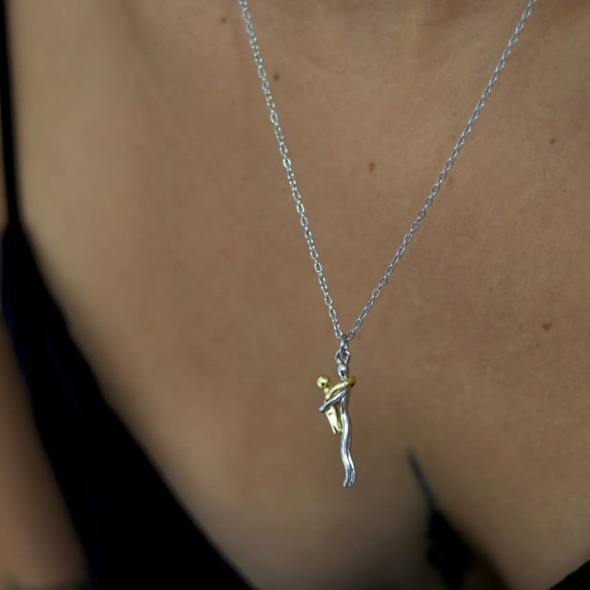 MOMMY NECKLACE